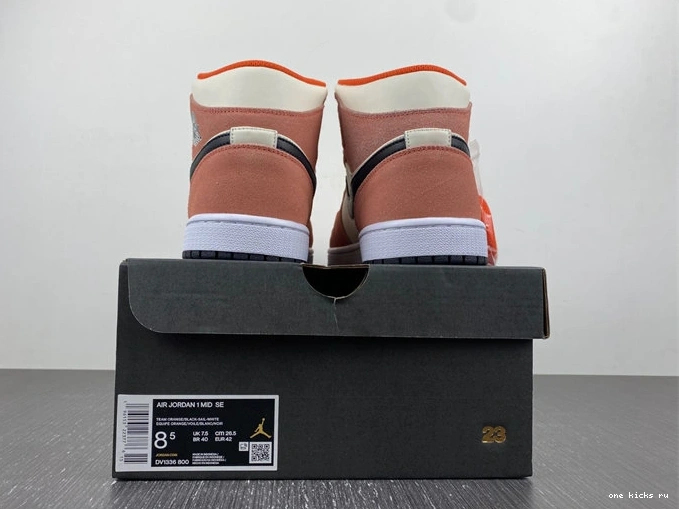 Chep Onekick Orange Mid Suede SE Jordan Seasonal DV1336- 1 3683 1015